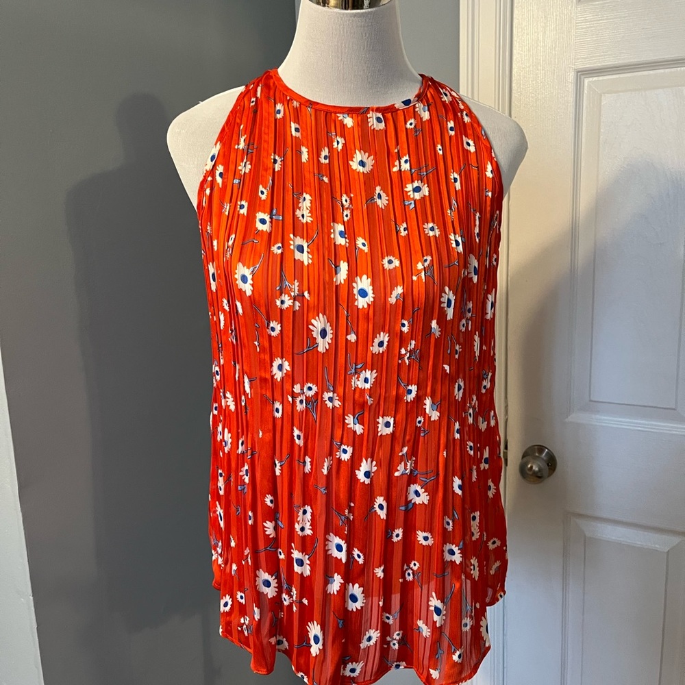Sleeveless summer top